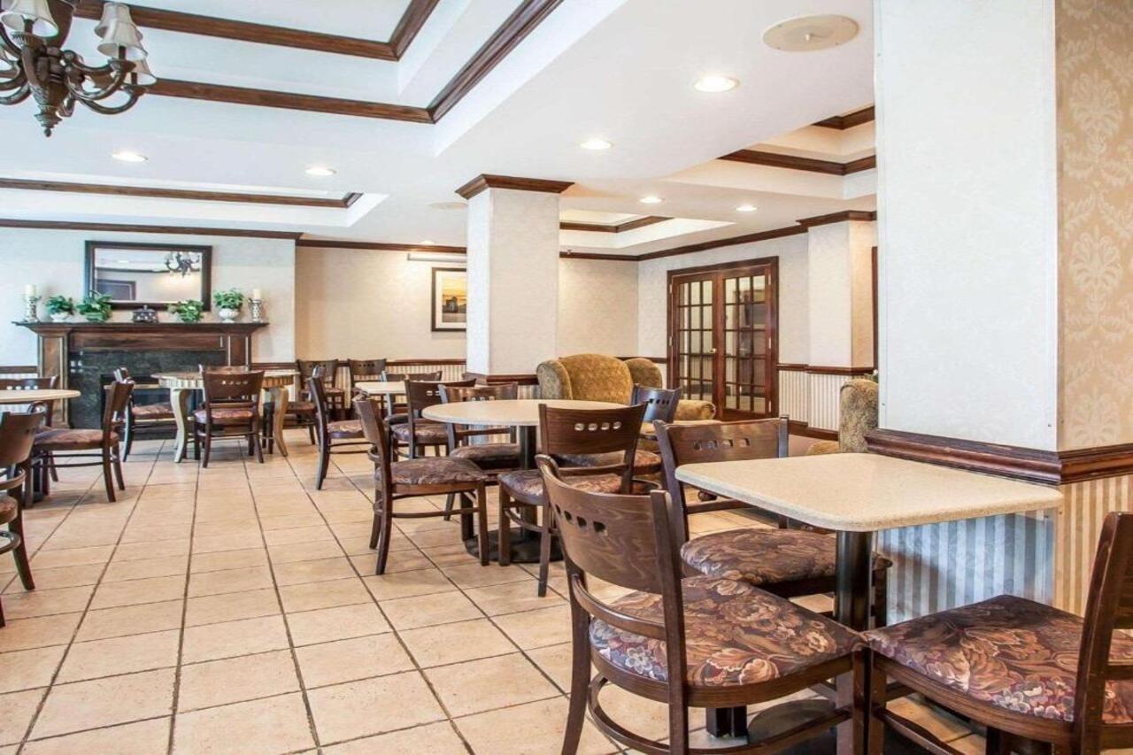 Comfort Inn & Suites Carneys Point Exteriér fotografie