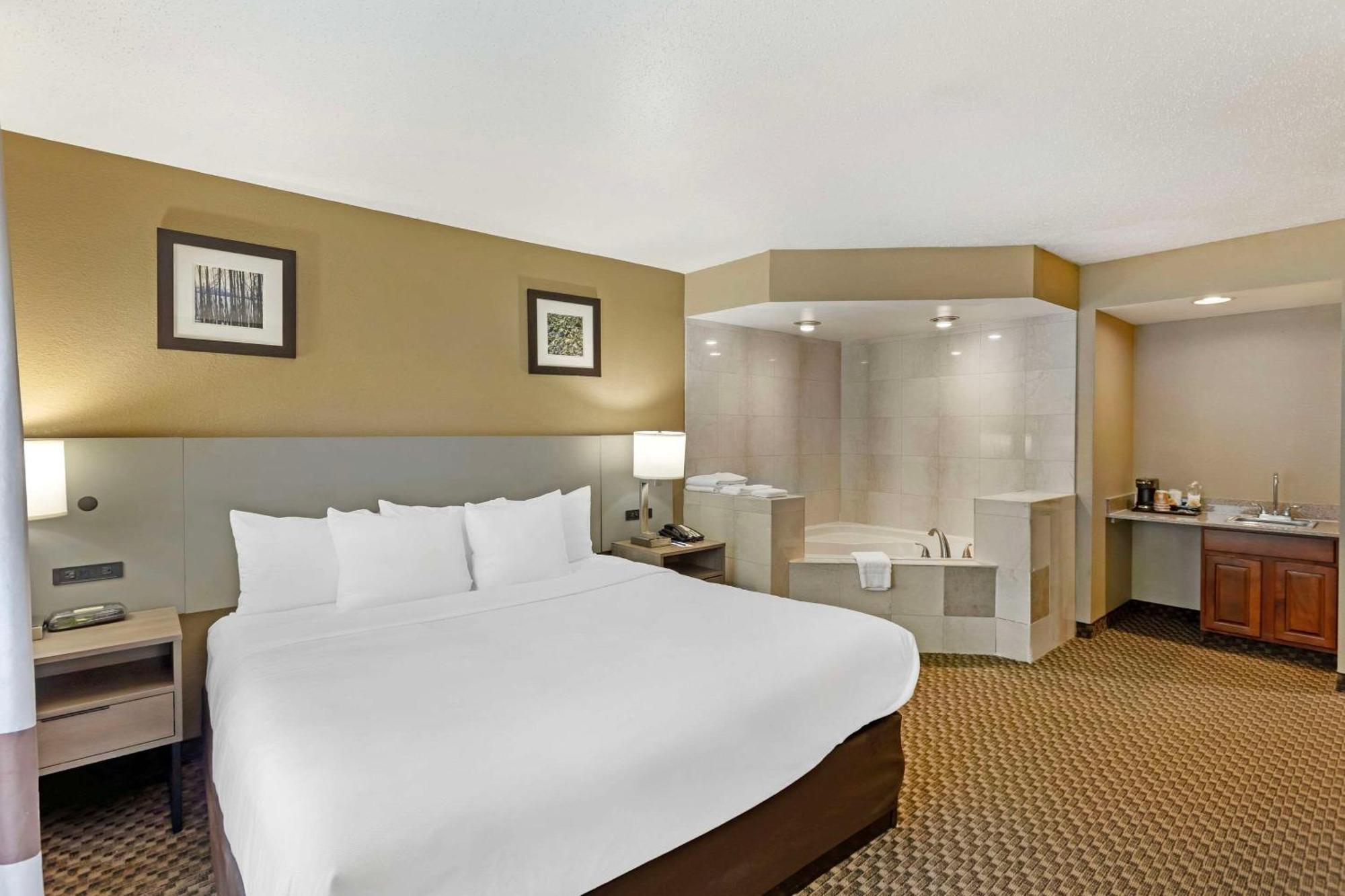 Comfort Inn & Suites Carneys Point Exteriér fotografie