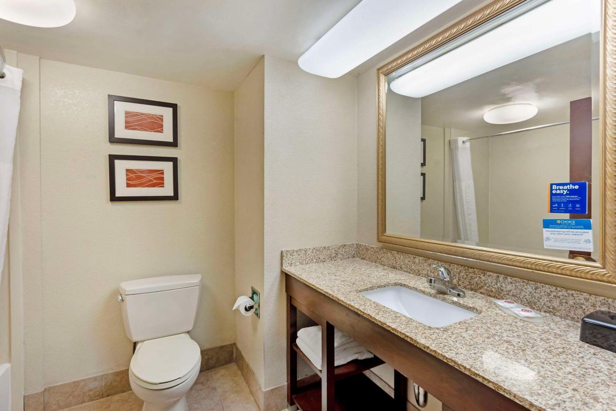 Comfort Inn & Suites Carneys Point Exteriér fotografie