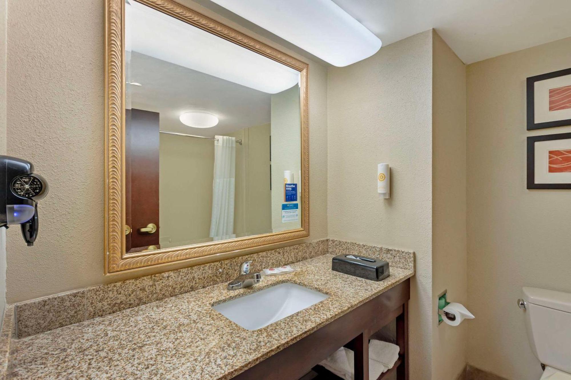 Comfort Inn & Suites Carneys Point Exteriér fotografie