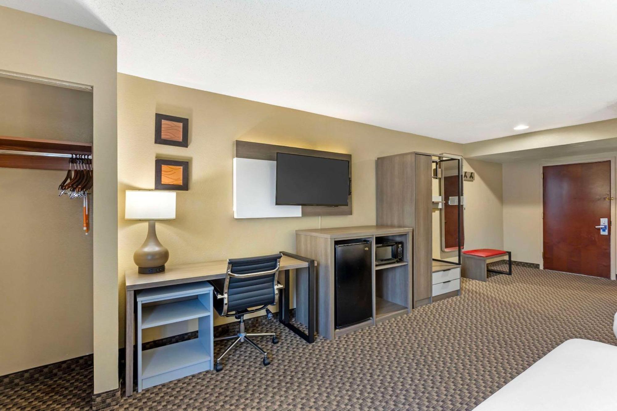 Comfort Inn & Suites Carneys Point Exteriér fotografie