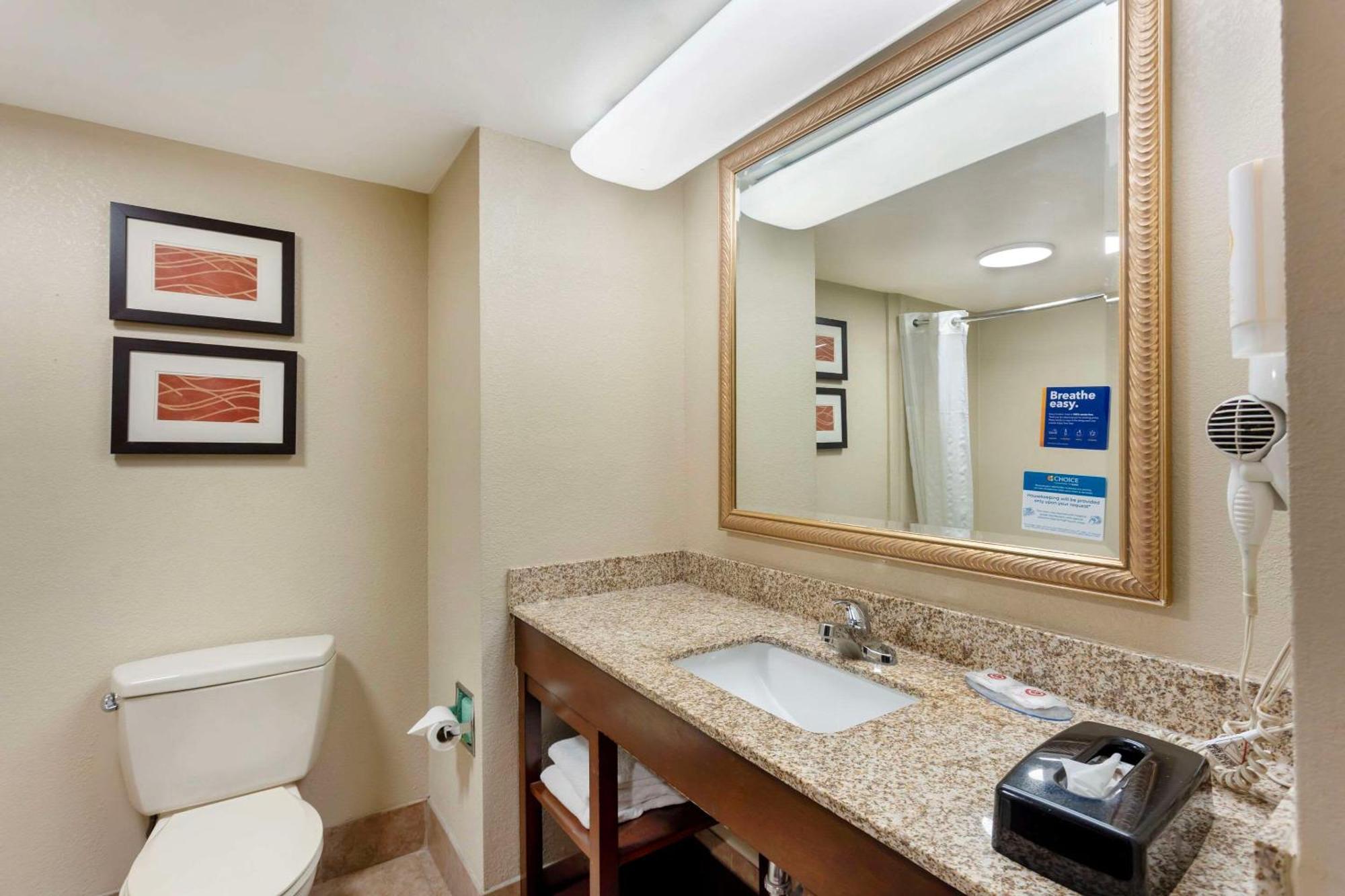 Comfort Inn & Suites Carneys Point Exteriér fotografie