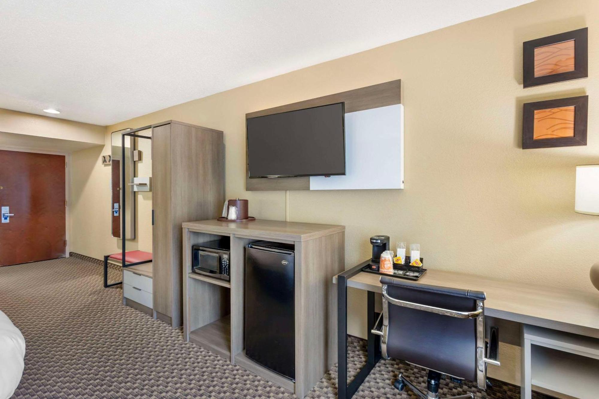 Comfort Inn & Suites Carneys Point Exteriér fotografie